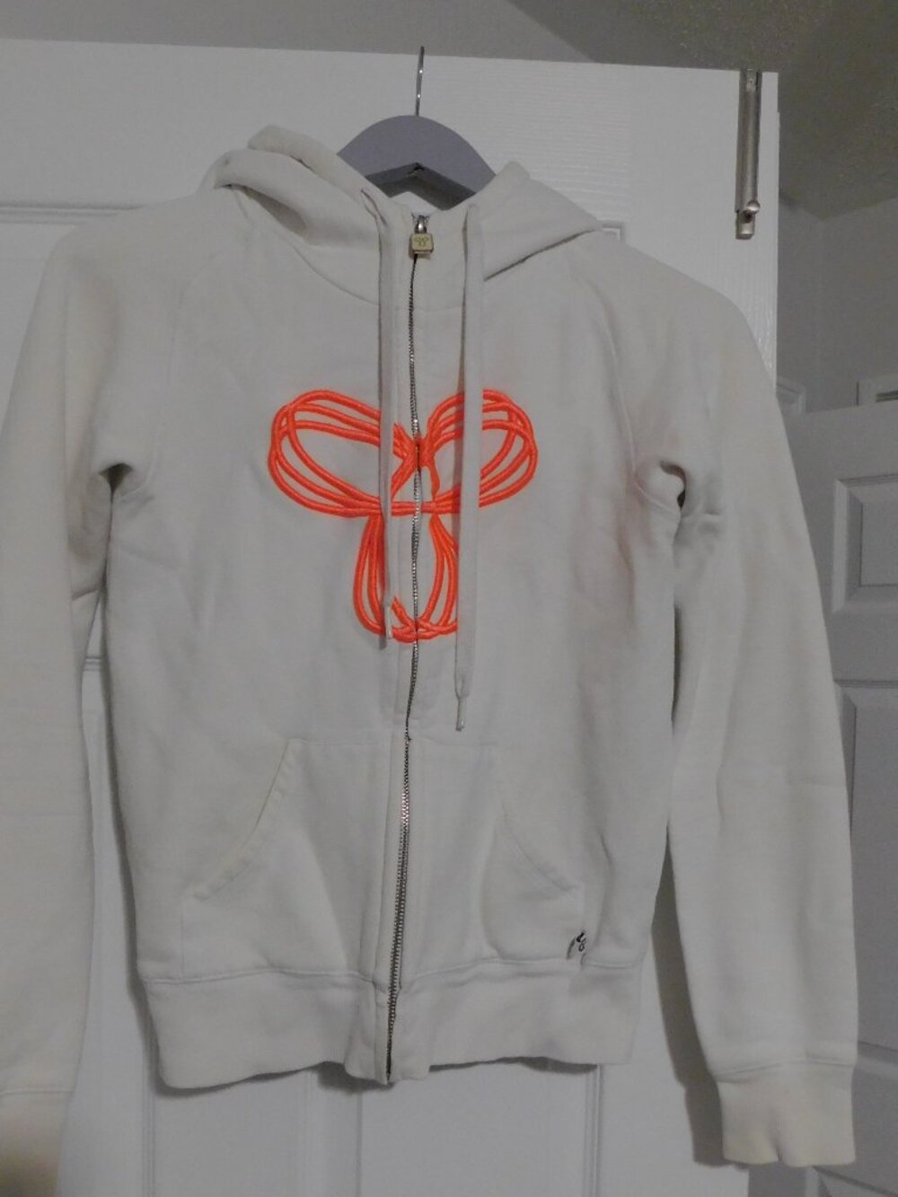 TNA (Aritzia) full-zip Hoodie